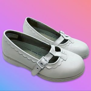 Retired Spring Step white leather t-strap Mary Jane “Paris” shoes sz women’s 7.5